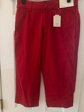 St John's Bay Red Mid-Rise Easy Fit Capri Pants NWT
